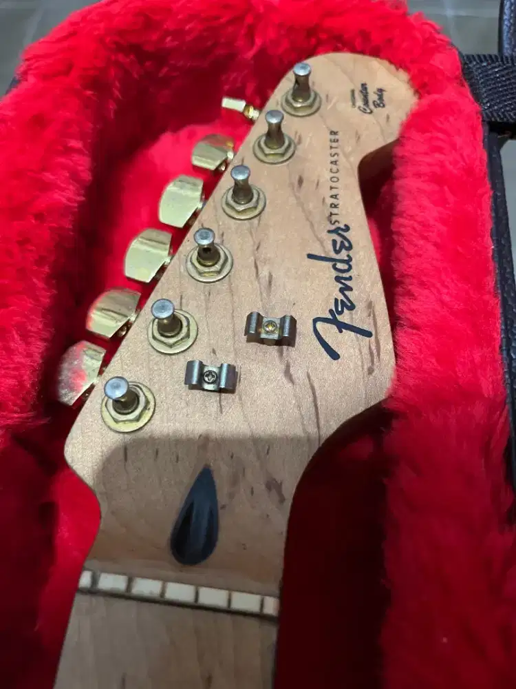 Fender Stratocaster Custom Shop Second Original / Custom Berkualitas