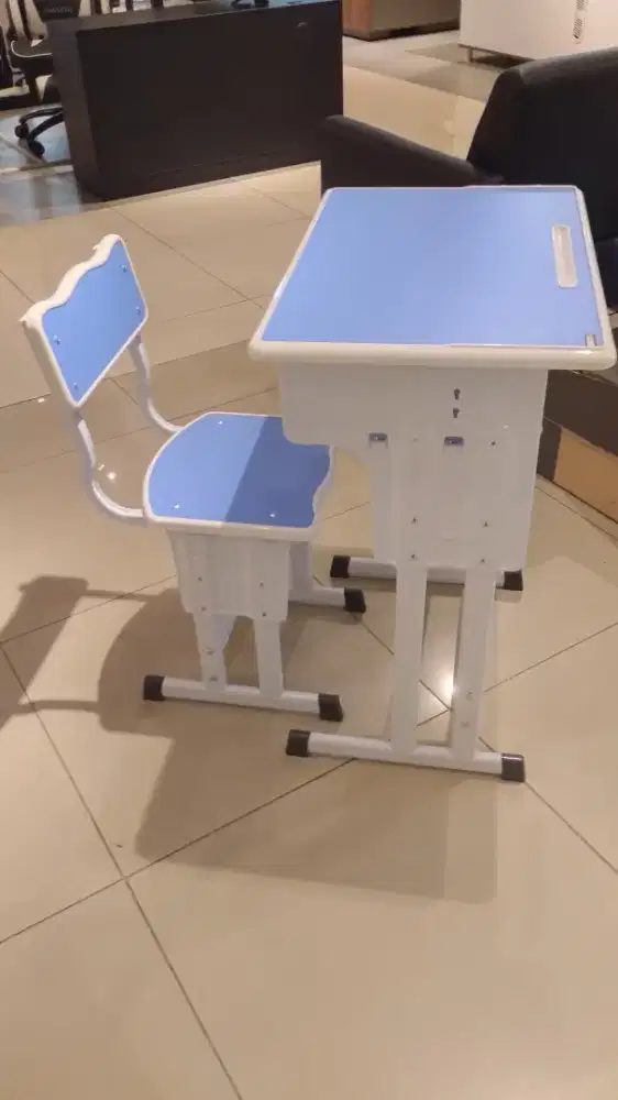 FILO KURSI MEJA SEKOLAH BIRU