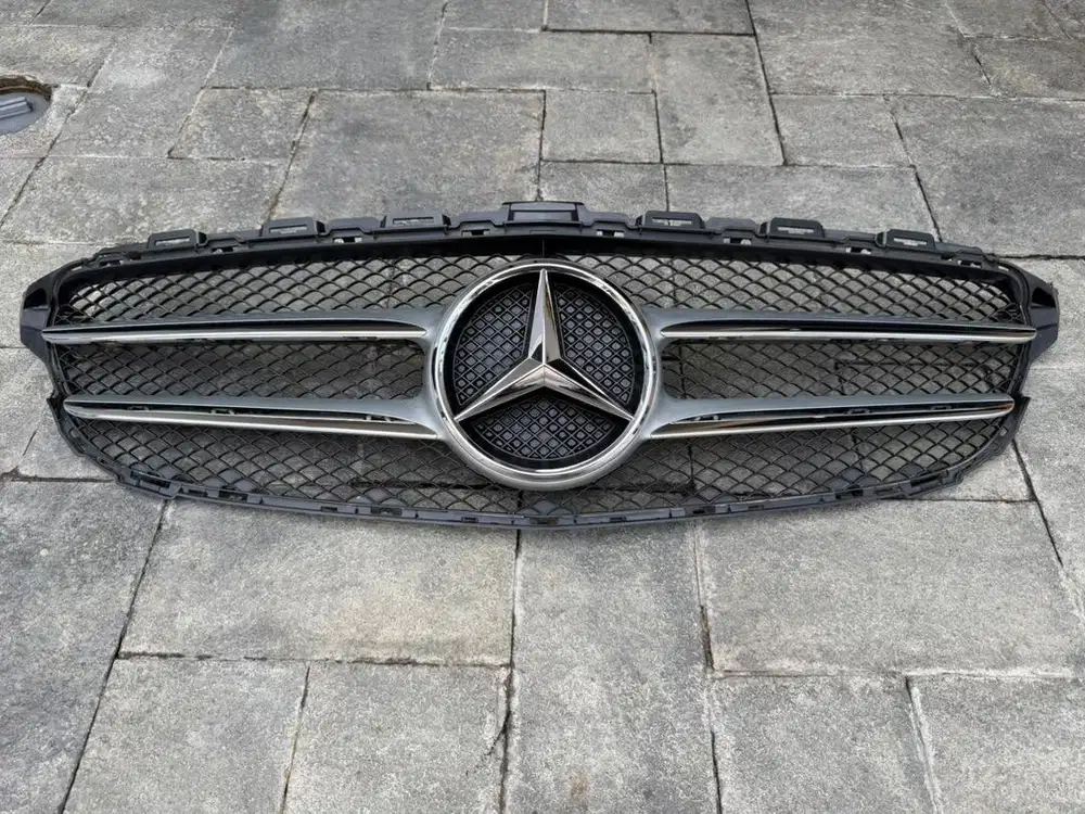 Grill Mercedes Benz C250 AMG W205