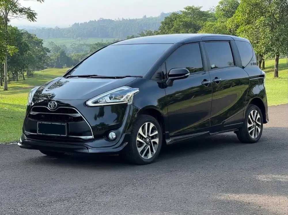 Toyota Sienta Q 1.5 Matic Terawat