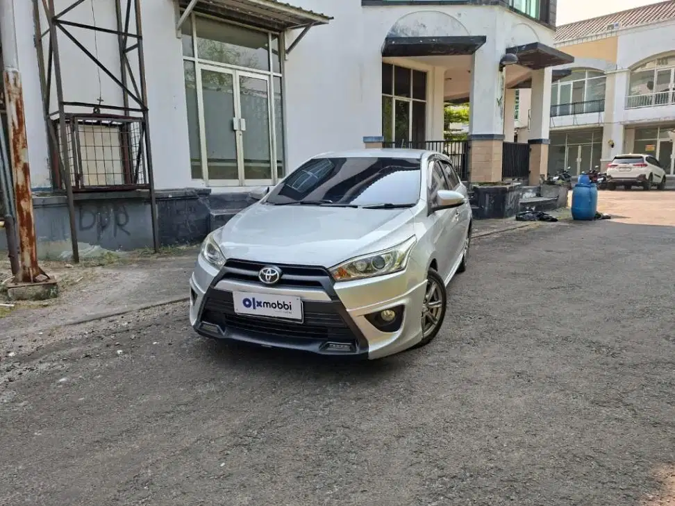 Hot Sale - Toyota Yaris 1.5 TRD Sportivo Bensin AT 2016 Silver