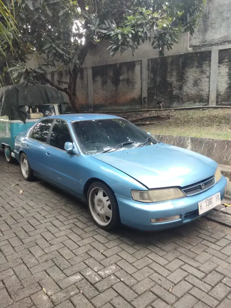 Honda Cielo 2.200 cc tahun 1996, eks Mahasiswa