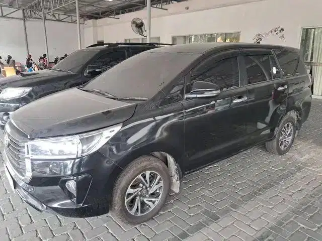 Toyota Innova Reborn 2.4 G Solar MT 2021