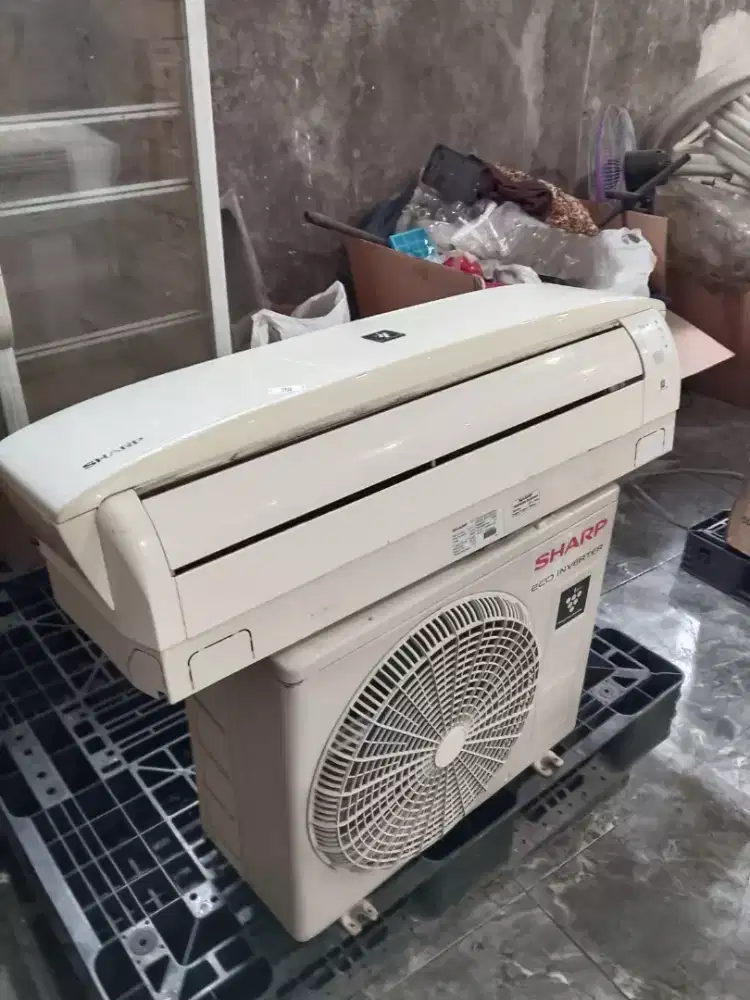AC Sharp Eco Inverter 0,5 - 1 PK Second Mulus Like New (Unit Only)
