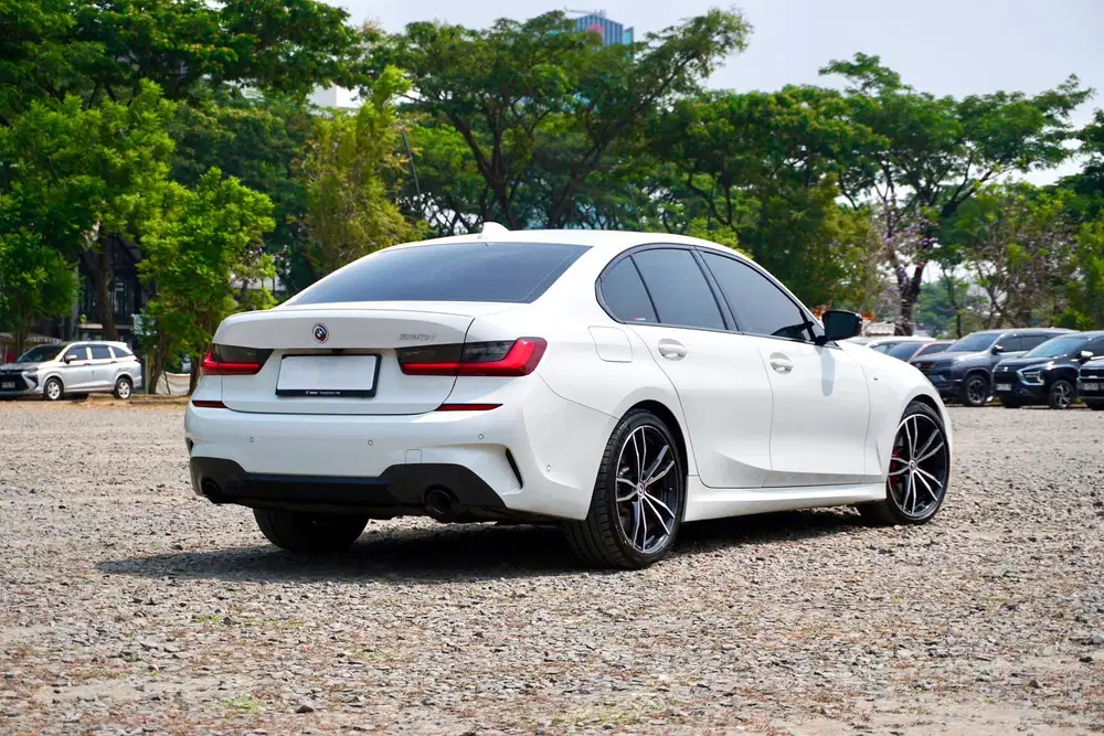 BMW 330i G20 MSport  B48 50 Jahre 2022