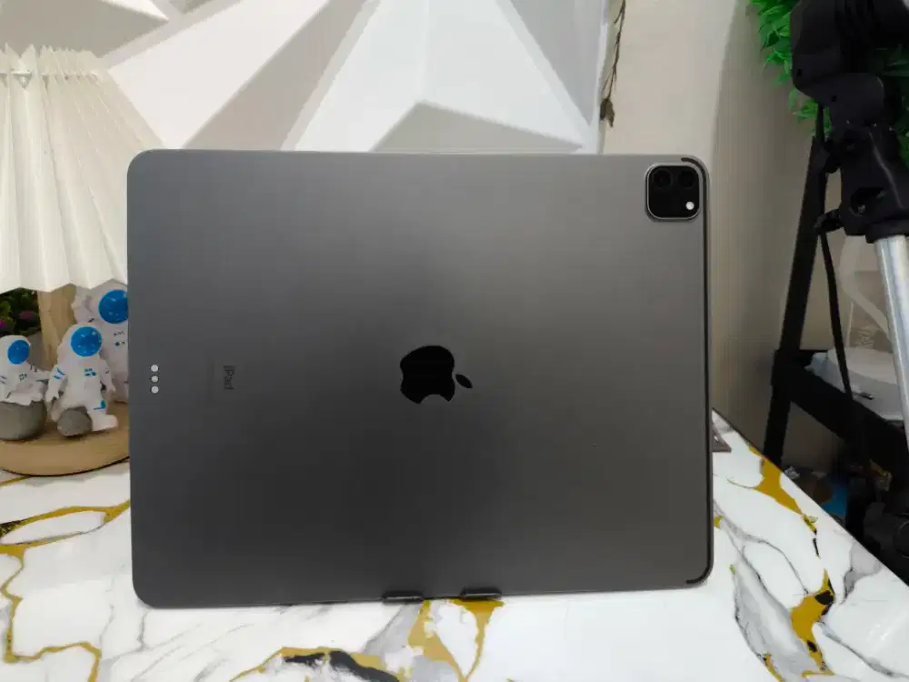 IPad Pro M1 (12.9 inch) Gen 5 128gb Wifi iBox
