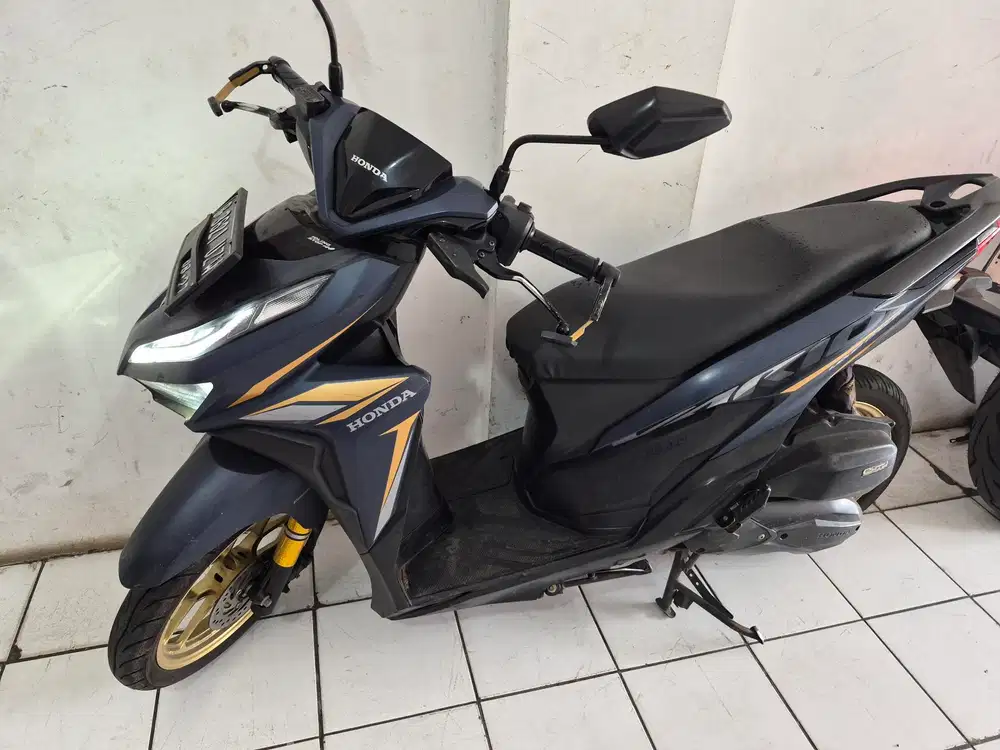 VARIO 125 ISS 2022 OKe cas/ kredit DP 500