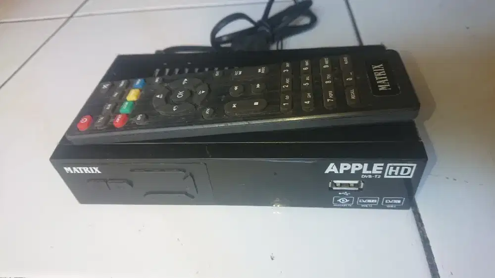 STB DVBT2 MATRIX APPLE MERAH BEKAS NORMAL SEGEL
