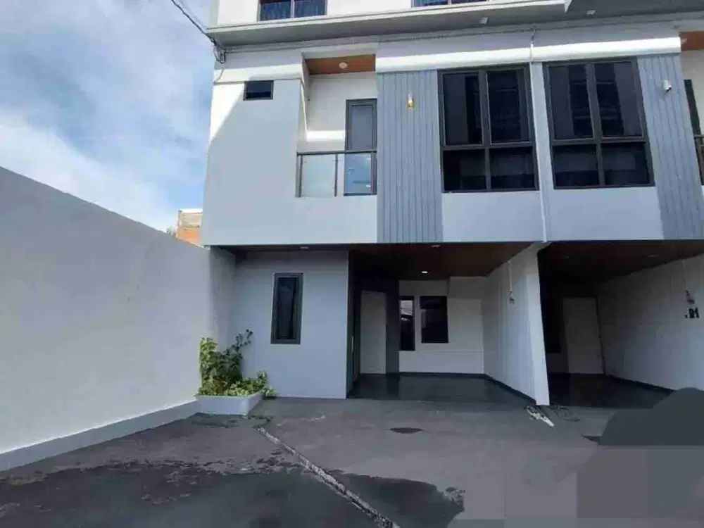 Rumah di Setiabudi Menteng Wadas