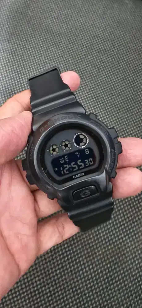 Casio G-shock DW-6900BB-1 Gshock DW6900BB Original