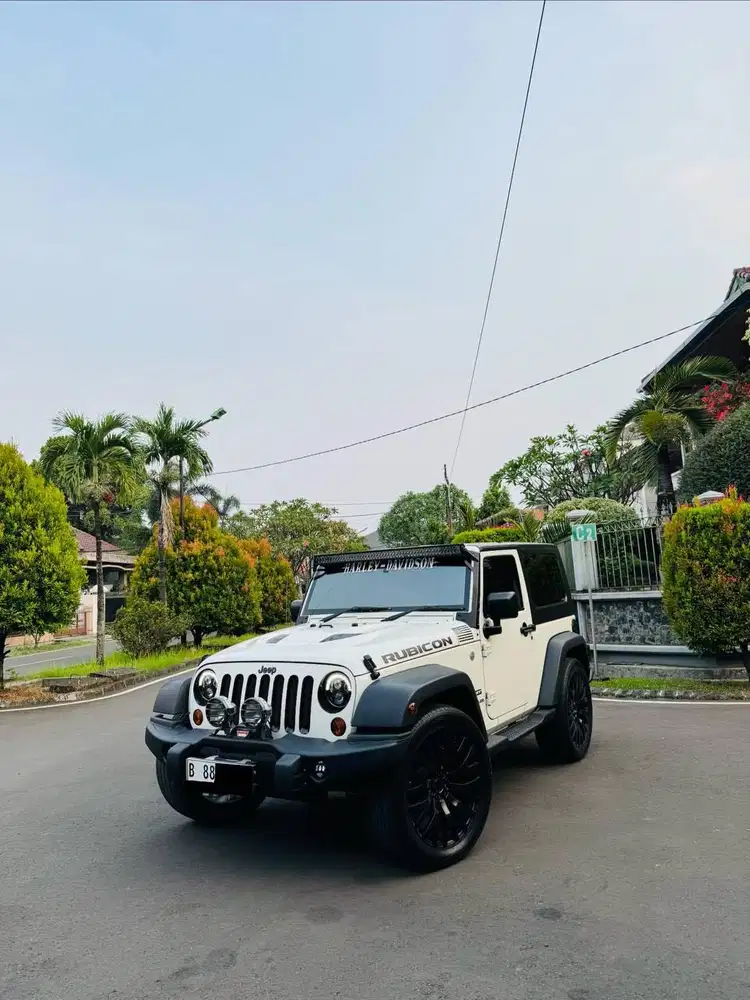 Jeep Wrangler JK Sport Rubicon Siap Luar Kota