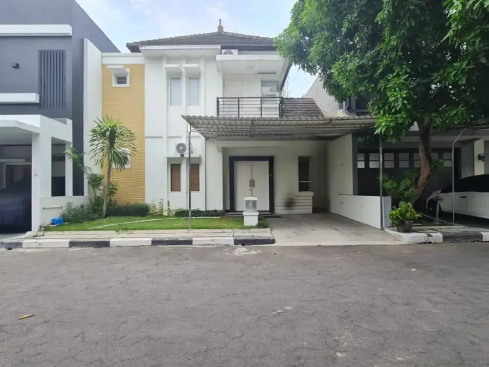 Rumah Minimalis Modern di Perumahan Elite Lor In Residence Solo