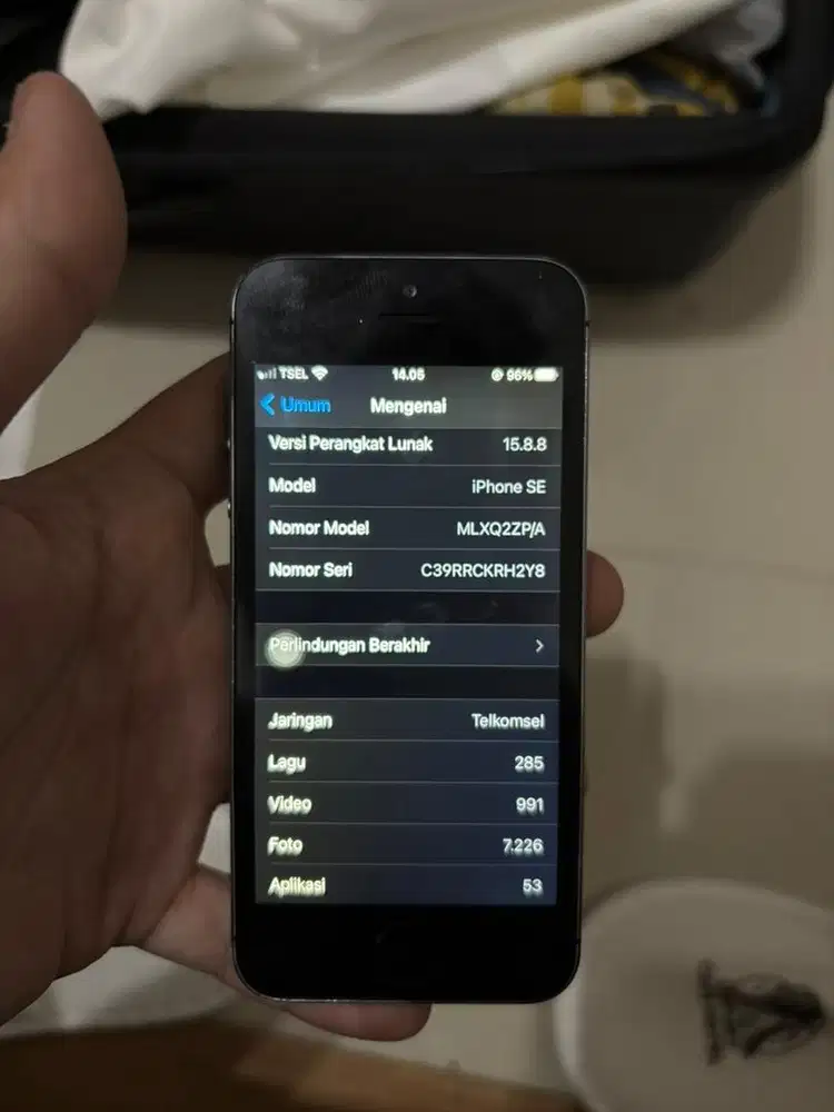 iPhone SE Gen 1 2016 64GB