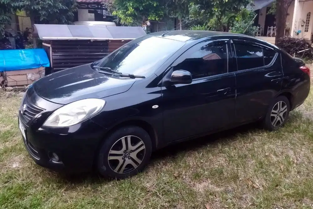 Jual Nissan Almera 1.5 MT 2012 – Siap Pakai, AC Baru Dingin!