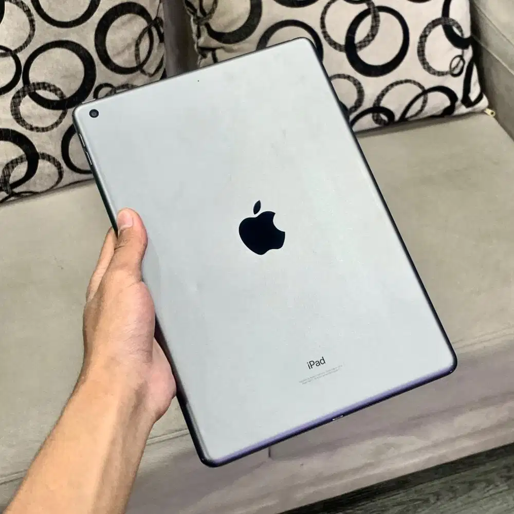 IPAD 8 32GB WIFI GRAY