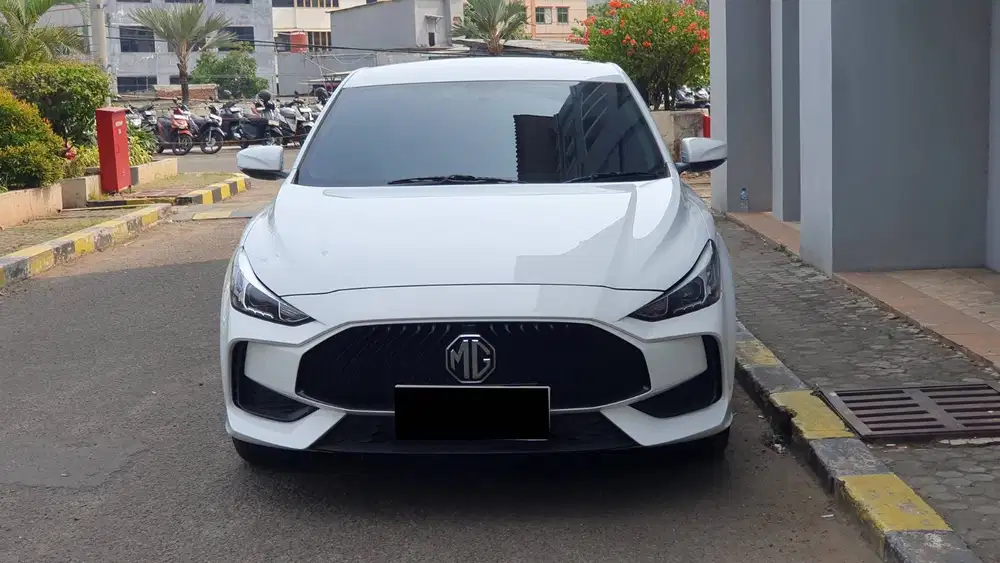 MG Morris Garage 5 GT 5GT STD Active 1.5 Putih 2025 NIK 2024 Like New