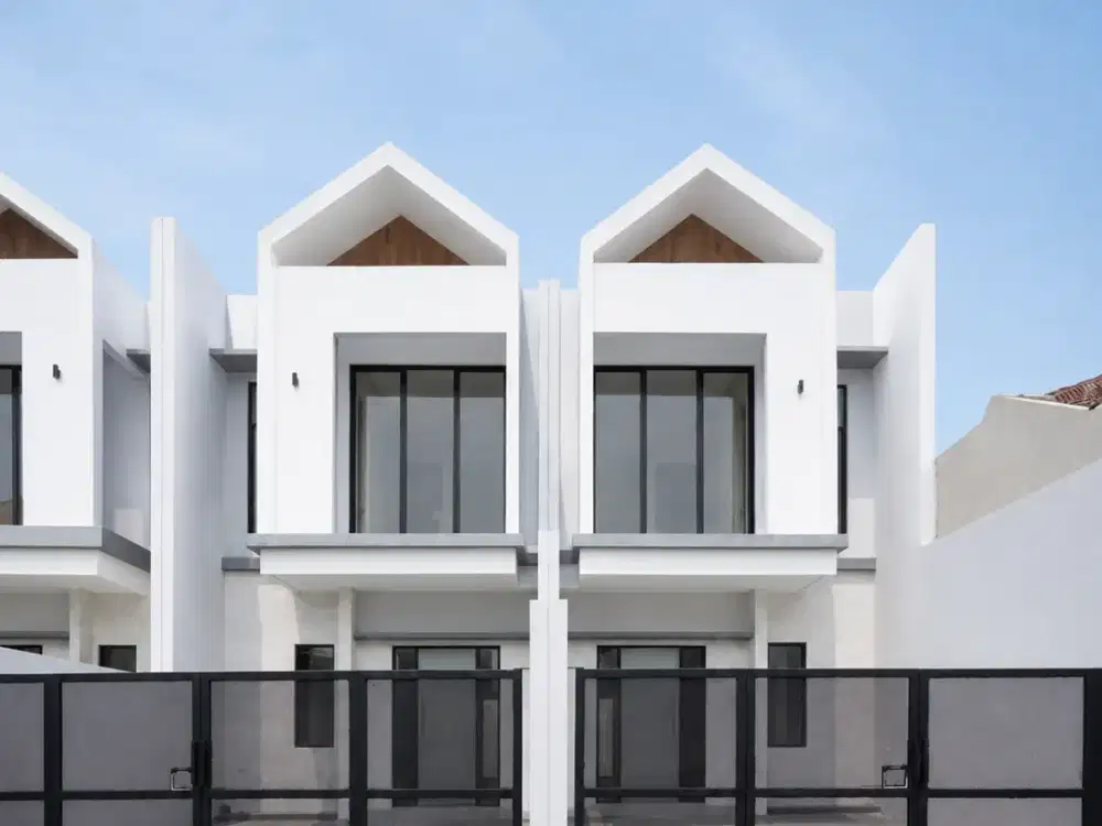Rumah Baru Lebak Arum Dua Lantai