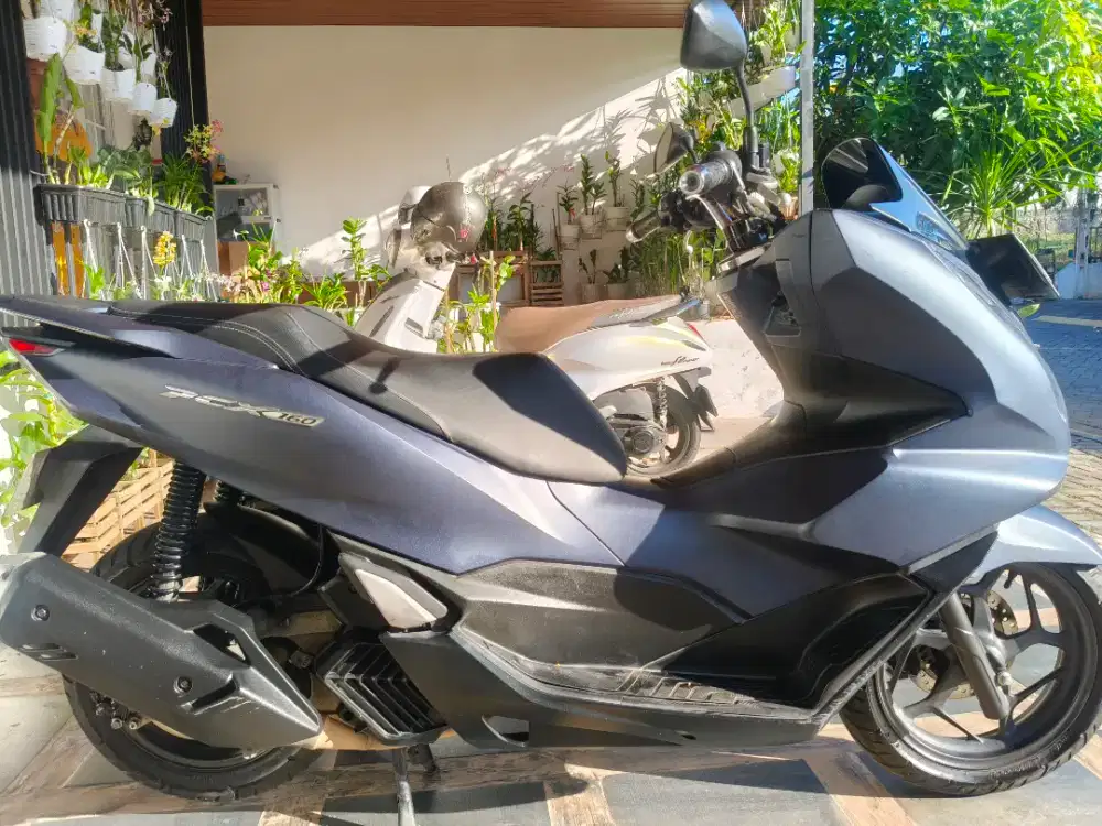 Dijual cepat, tangan ke-1, rutin servis. Langsung pemilik