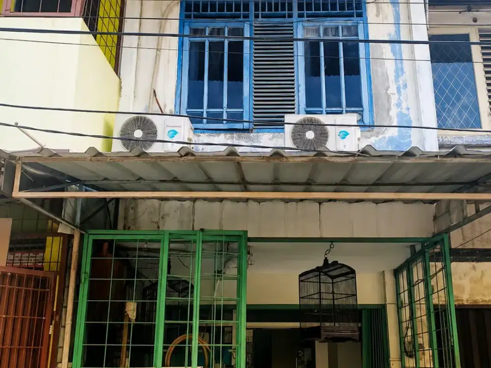 Ruko Dijual Harapan Indah Harga 300 Jutaan, Cocok untuk Usaha Lokasi Ramai