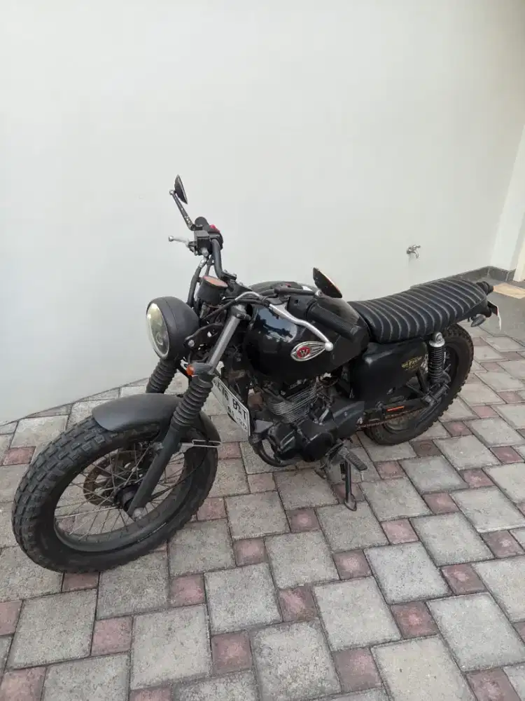 For Sell Kawasaki WS 175 SE