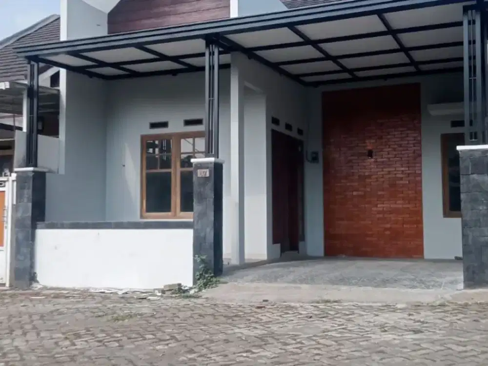 Di jual rumah cemorokandang malang kota