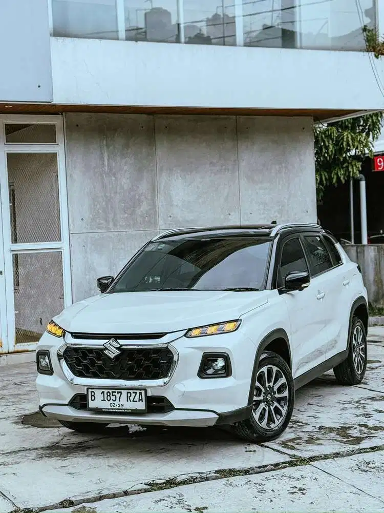 Suzuki Grand vitara 2023 Bensin