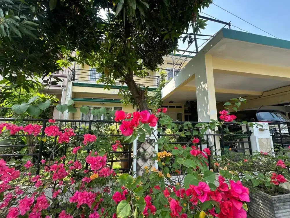 Dijual Rumah 2 Lantai di Komplek Kemang Pratama 2 Area Boulevard Pekayon Bekasi