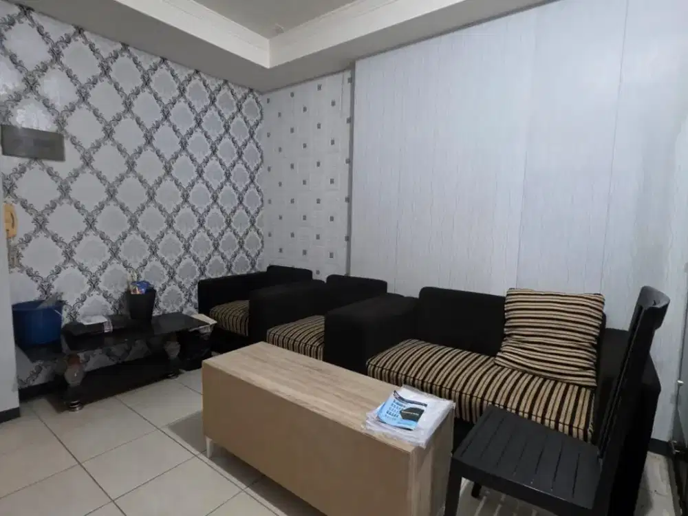 Disewakan Apartemen Mediterania Garden 2 Lantai Rendah