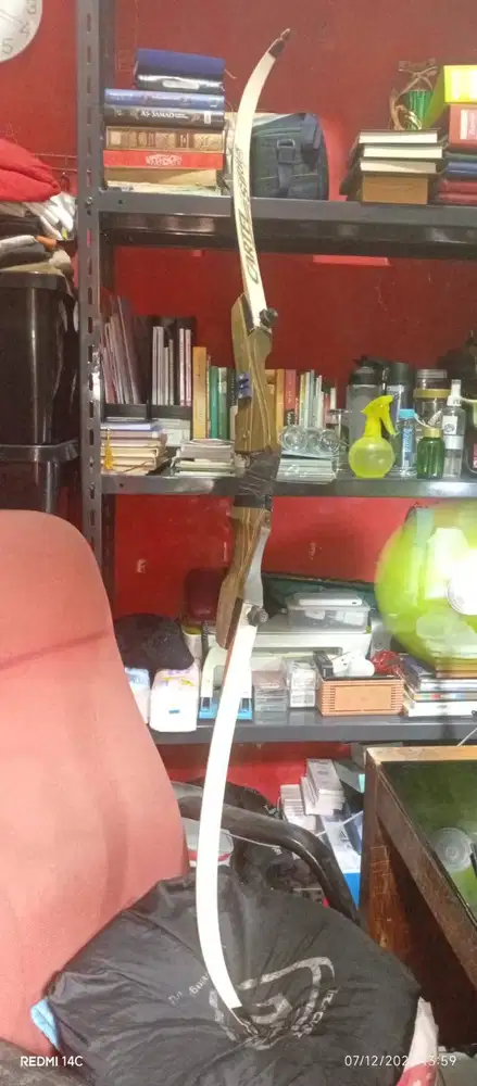 DIJUAL  1 SET  PERLENGKAPAN PANAHAN second