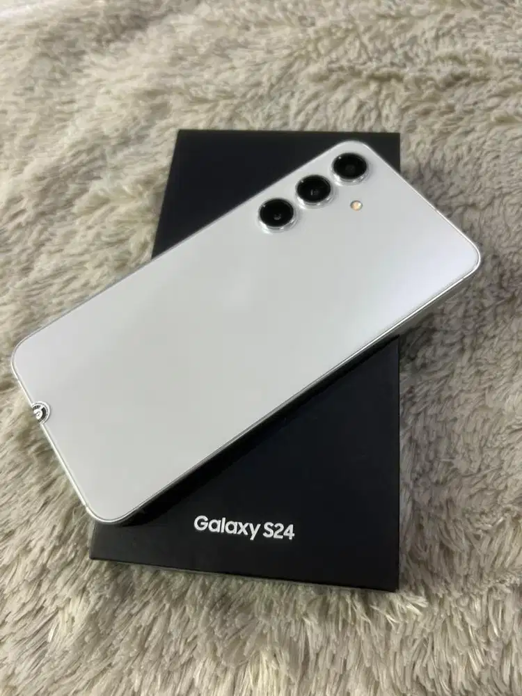 Samsung S24 5G 8/256 gb sein mulus fullset