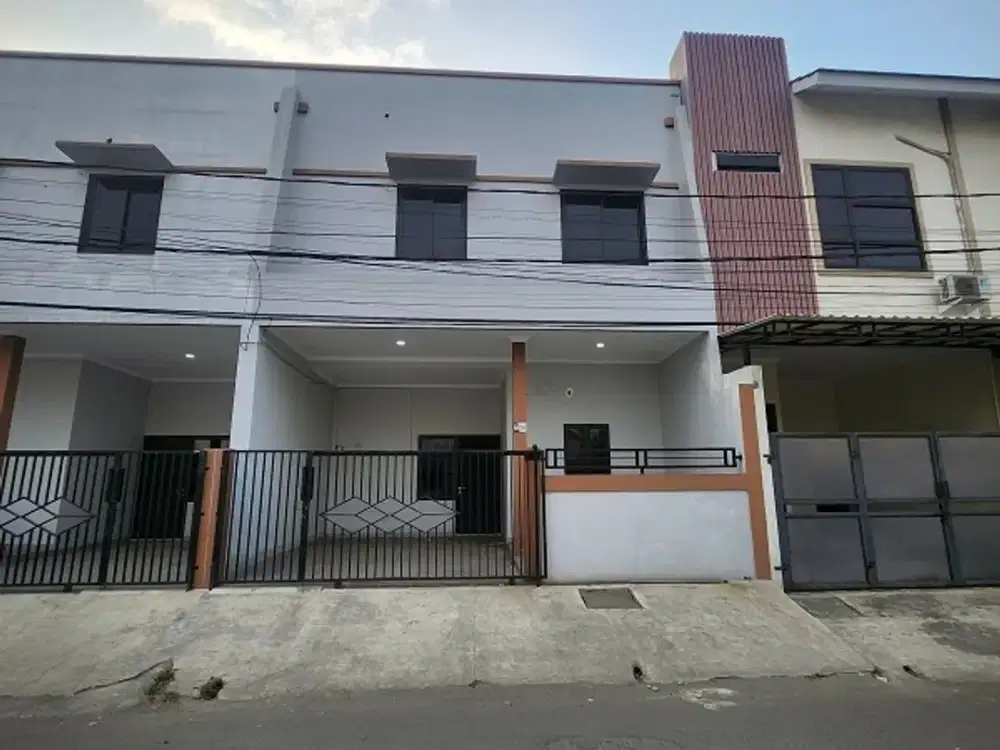 Dijual Rumah 2 Lantai di Kota Harapan Indah, Bekasi