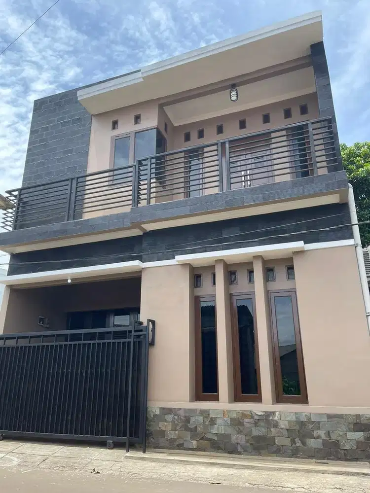 DI SEWAKAN  RUMAH DI BINTARO PONDOK AREN