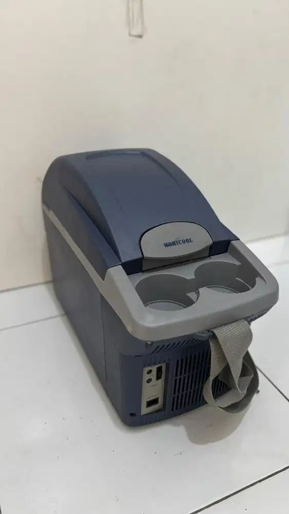 Kulkas mobil portable