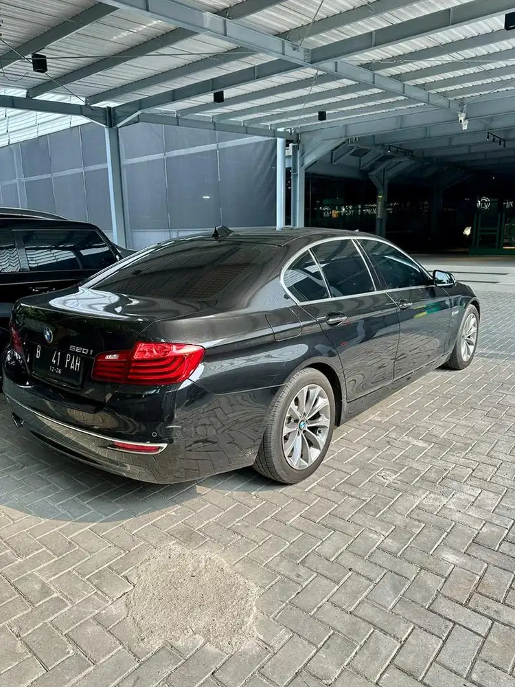 BMW 520i F10 Luxury Pemakai