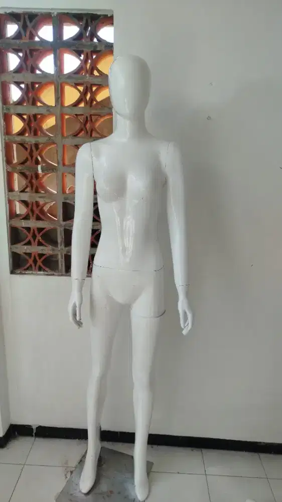 Patung buat pameran baju, barang bagus dan berkualitas.