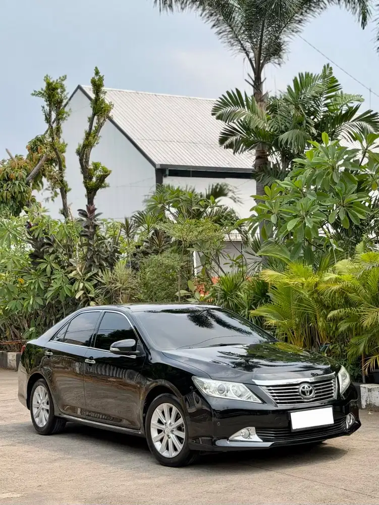 {Harga Cash} Toyota Camry V 2.5 A/T 2012