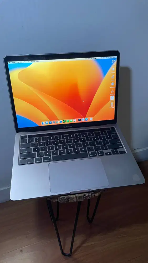 Macbook Pro Touchbar 13 Intel I5 8/256GB