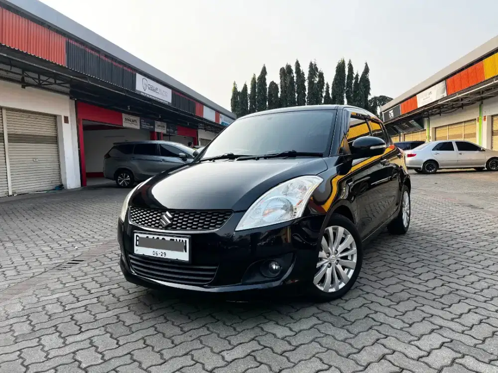 DP 5 JT SUZUKI SWIFT GX AT 2014 BLACK