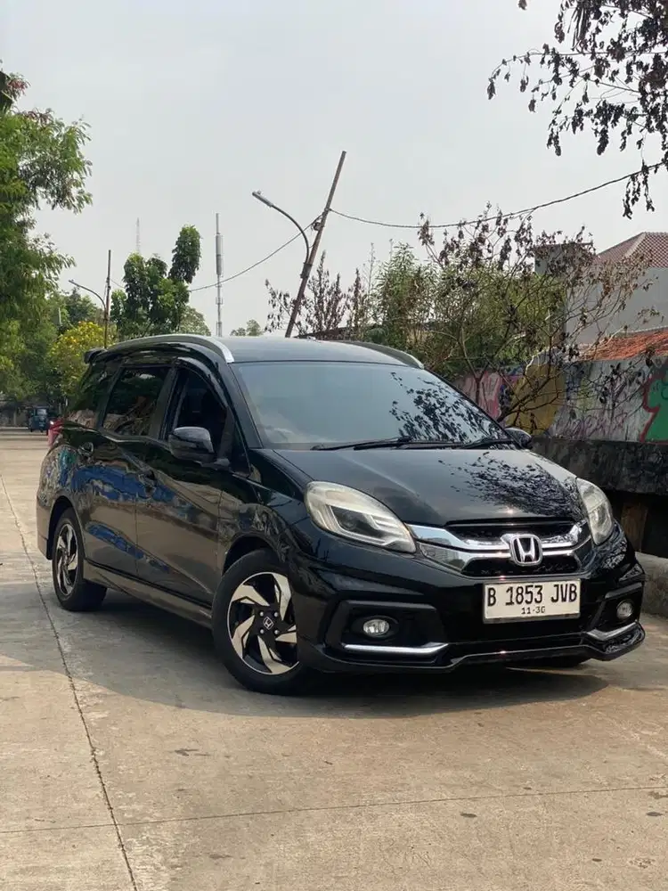 Honda Mobilio RS AT 2015