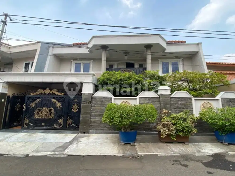 Tebet Timur, Akses 2 Mobil, Rumah Mewah