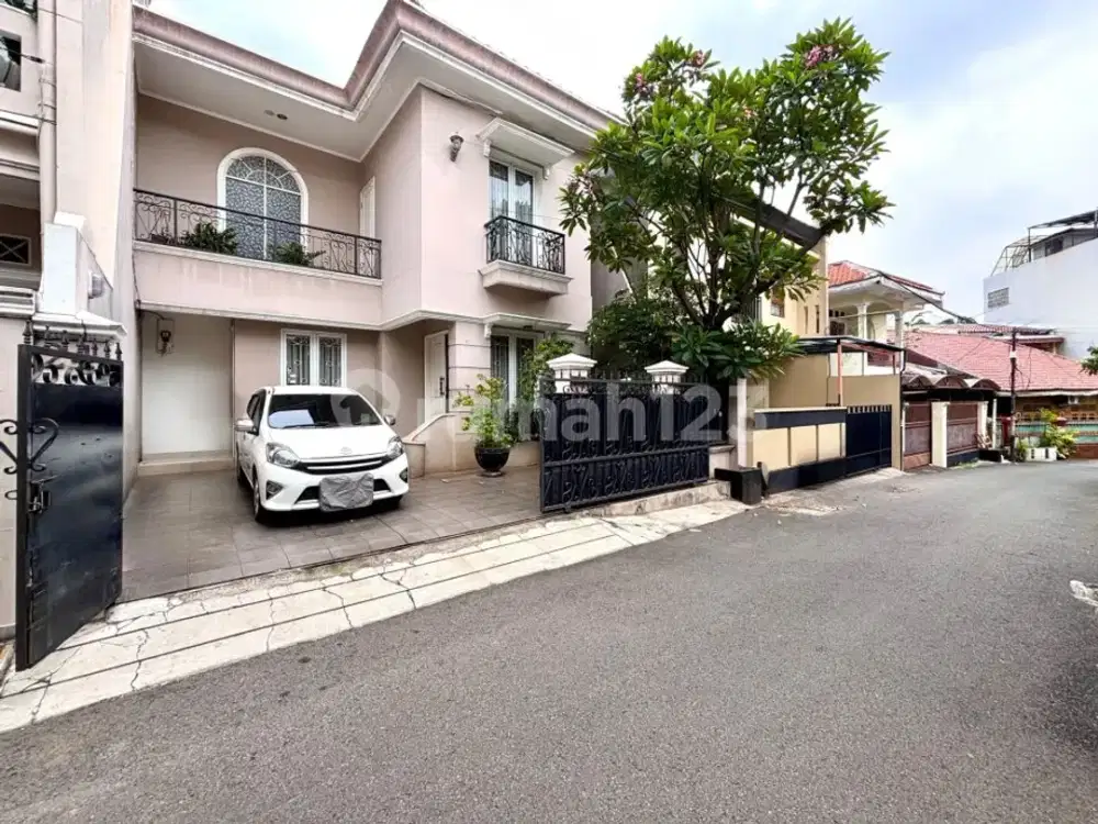 Walking Distance To Eco Park Tebet Rumah Siap Huni