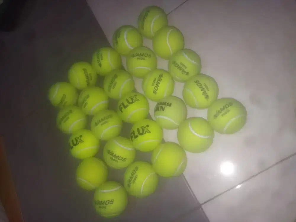 Jual bola padel merk campuran