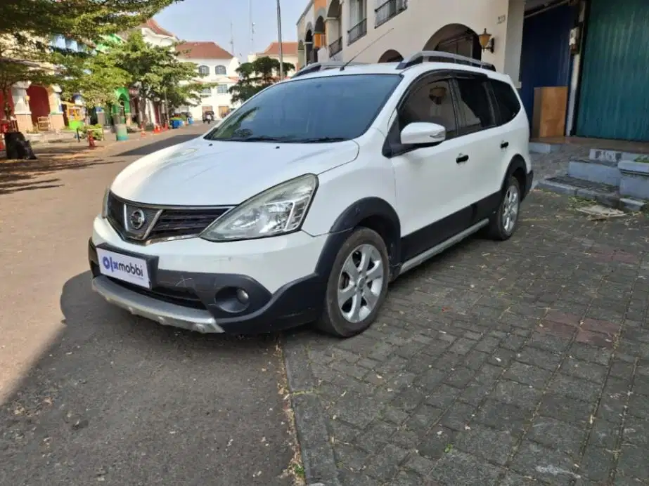 Hot Sale - Nissan Grand Livina 1.5 X Gear Bensin AT 2017 Putih