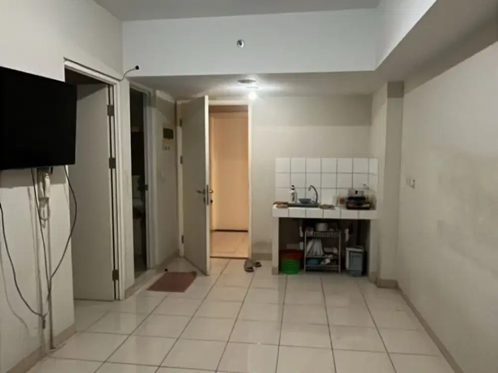 Dijual Apartemen 3 BR di The Springlake Lantai Rendah, Summarecon Bekasi
