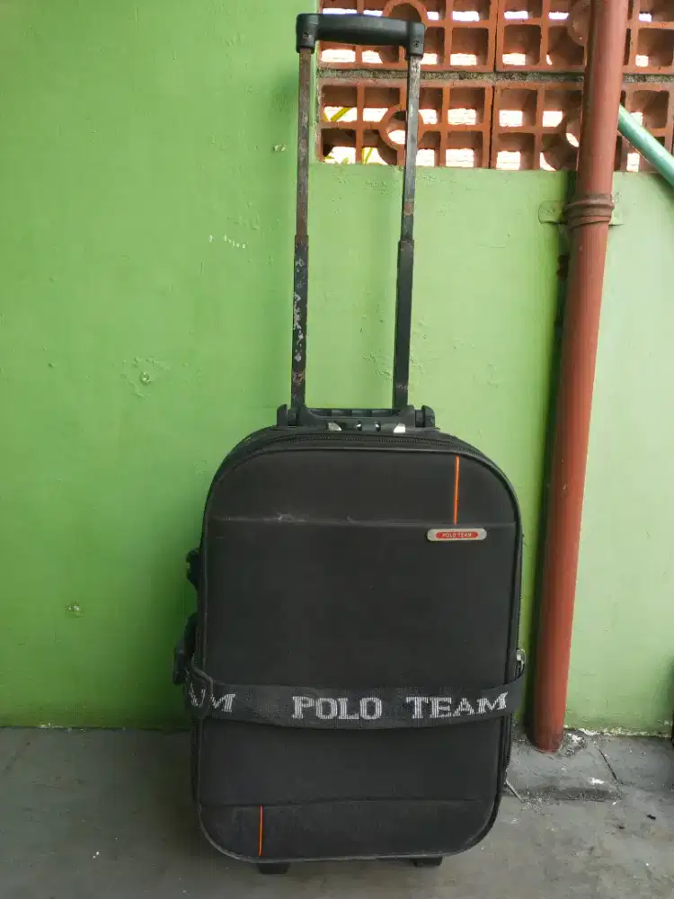 Koper baju merk polo preloved