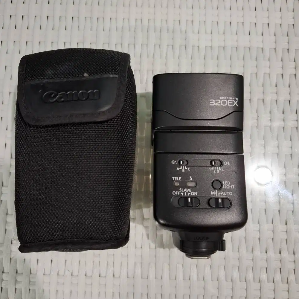 Flash Canon Speedlite 320EX