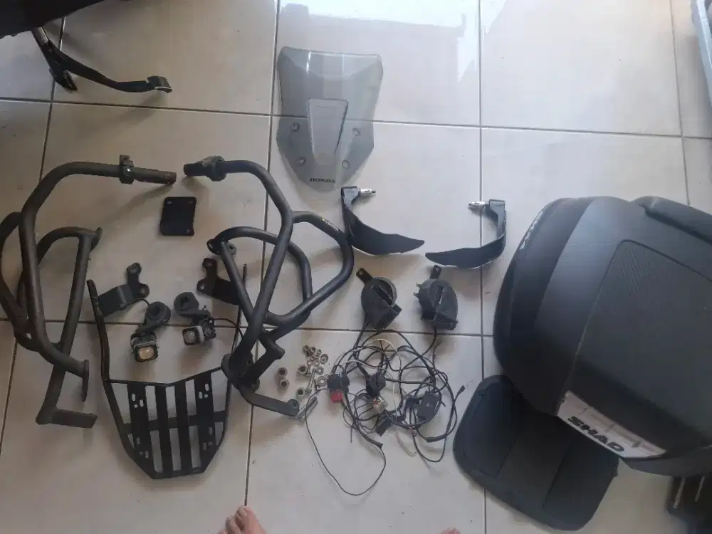 Crashbar CBX, top box shad+bantalan, Handguard Honda, klakson denso,