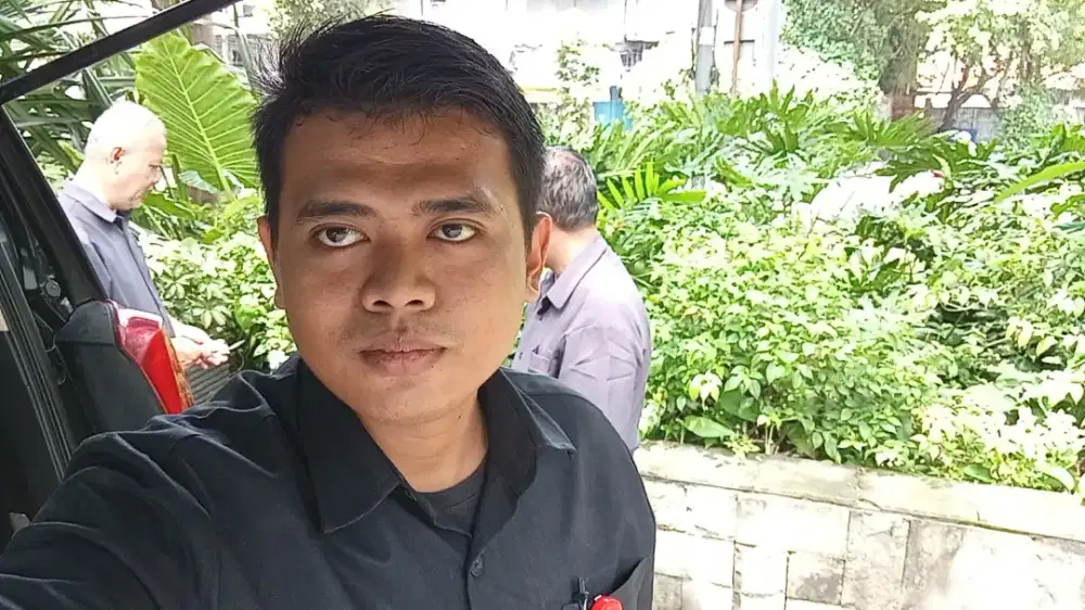 Saya lagi nyari lowongan pekerjaan sopir pribadi