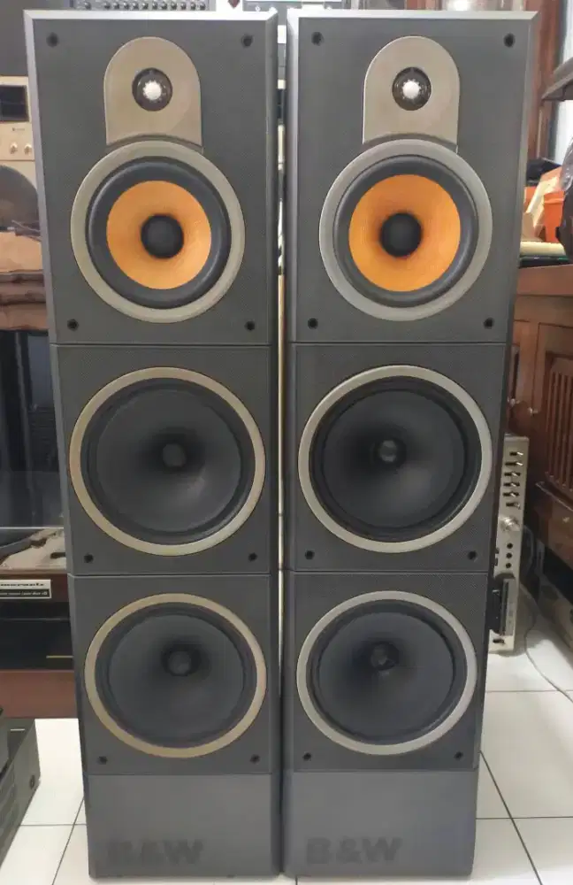 Speaker Floorstanding B&W DM640