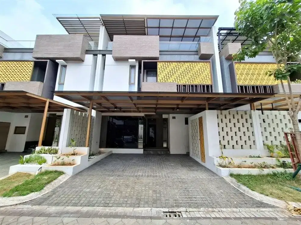 Dijual Rumah 3 Lantai - 4BR di Puri 11 Heritage | Furnish, Cluster Premium, Akses Mudah ke Tol & Pusat Kota, Siap Huni, Interior Elegan